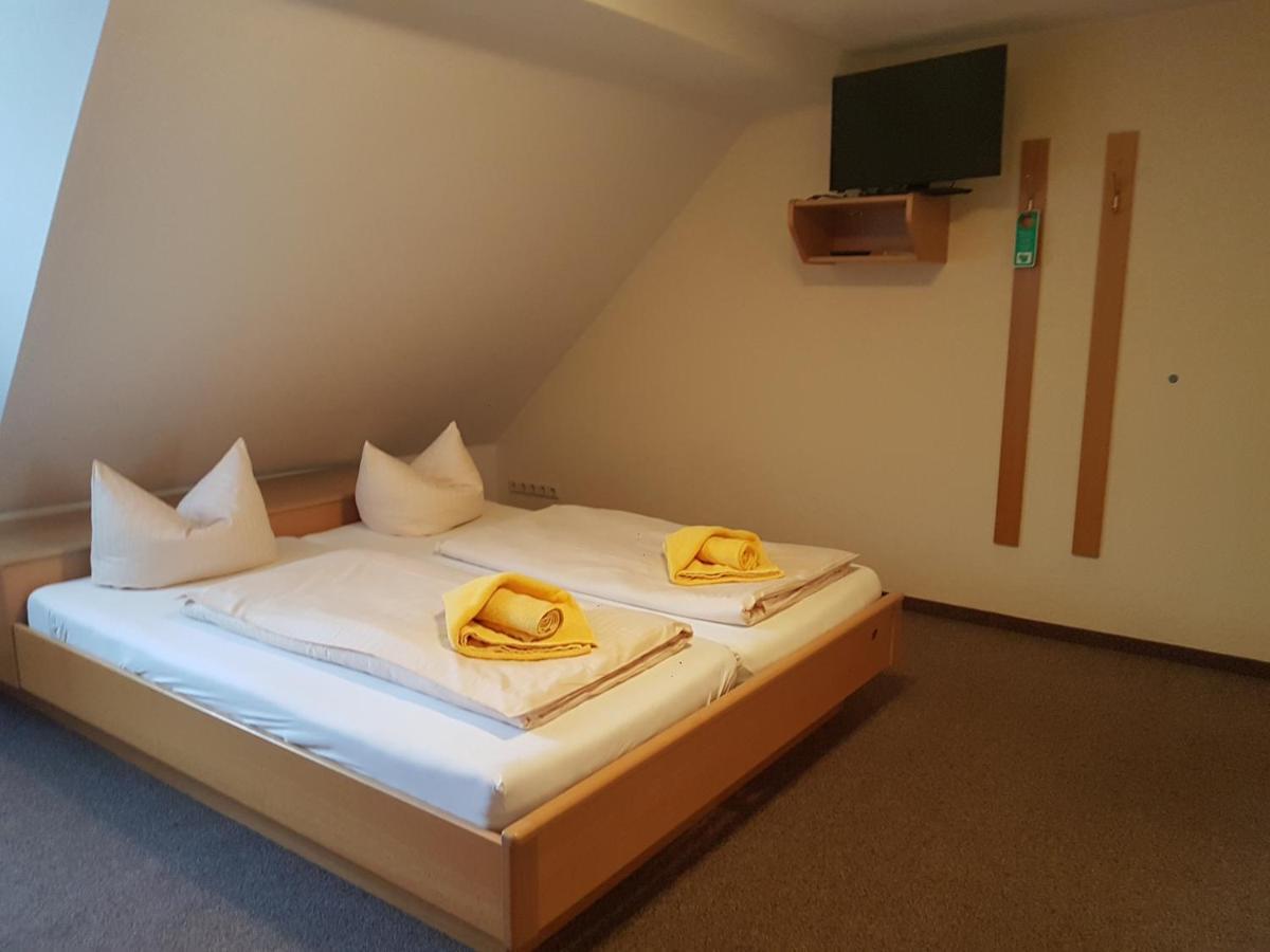 Gasthof Zur Friedenseiche Lohsa Bagian luar foto
