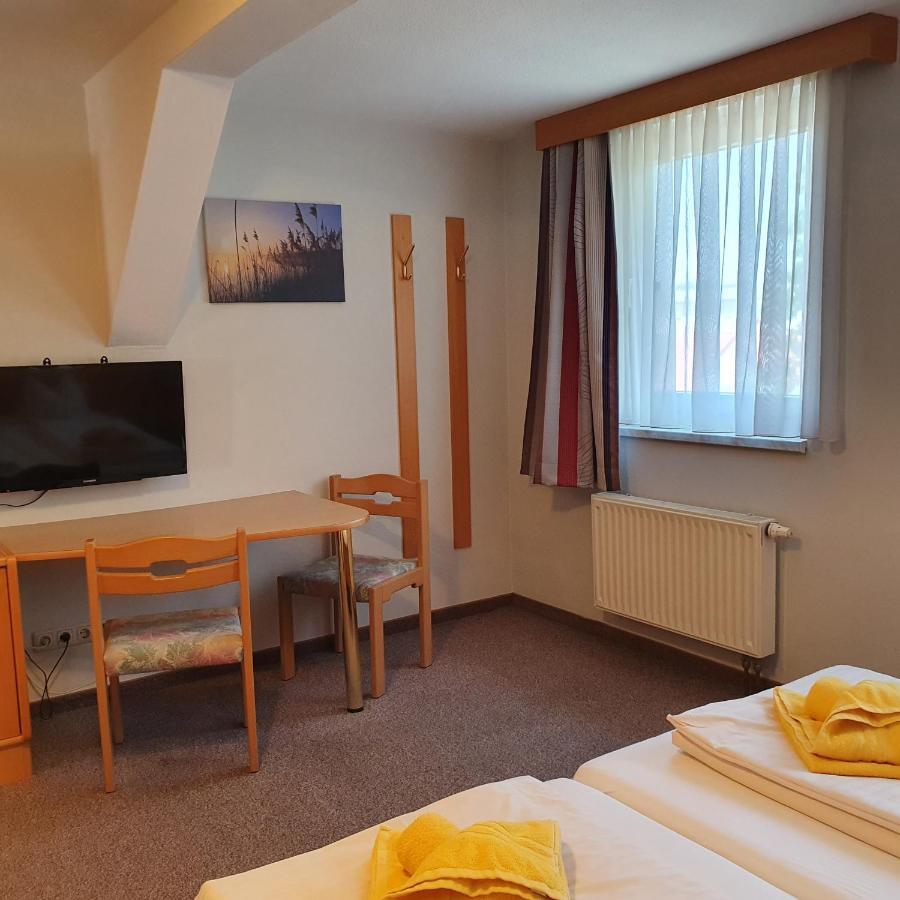 Gasthof Zur Friedenseiche Lohsa Bagian luar foto